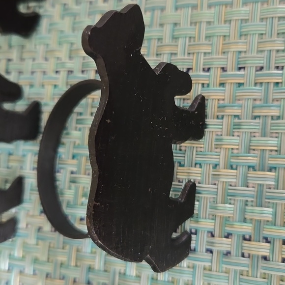 Black Bear metal Napkin Rings - Picture 6 of 7